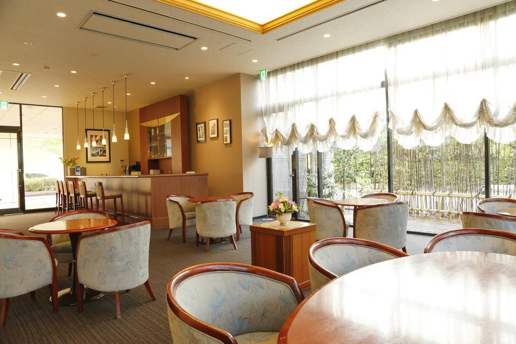 Ako Park Hotel Exterior photo