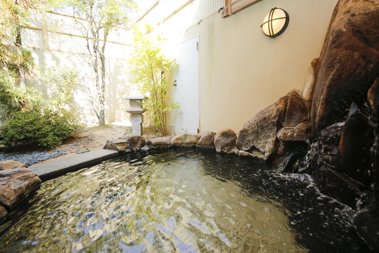 Ako Park Hotel Exterior photo
