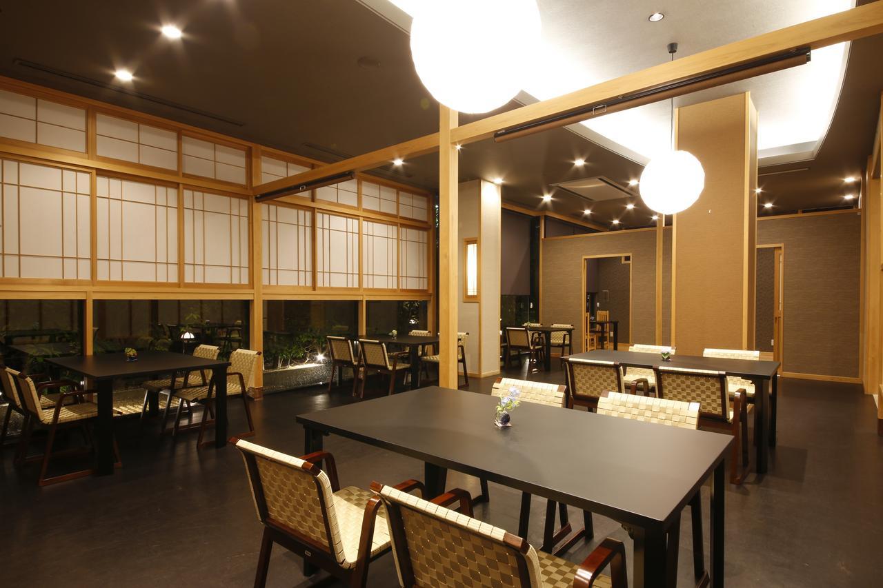 Ako Park Hotel Exterior photo